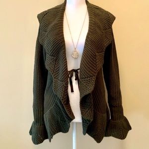 BCBGMaxAzria olive green sweater coat with scalloped edges and flare cuffs  Sm